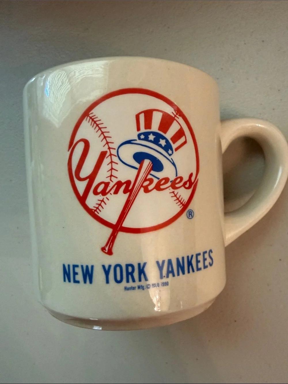 Vintage 1992 MLB New York Yankees Cream Mug with Red and Blue Logo